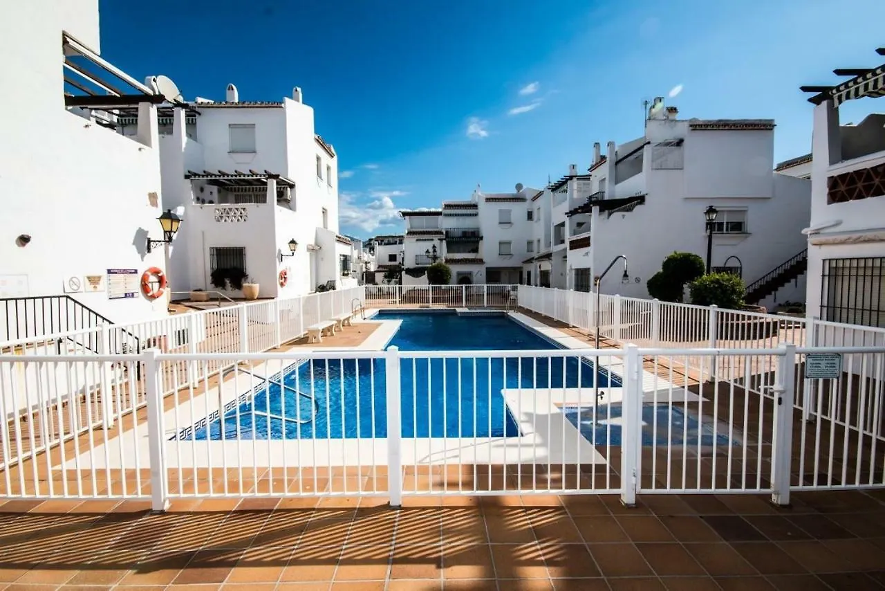 Puerto De La Duquesa Beach Apartment Castillo de Sabinillas إسبانيا