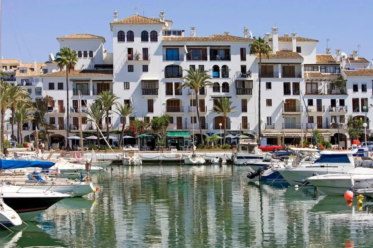 بيت للعطل Puerto De La Duquesa Beach Apartment Castillo de Sabinillas إسبانيا